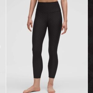 Lululemon 3D Jacquard Diamond Train High-Rise Active Tight 25" Black Size 4 NWOT